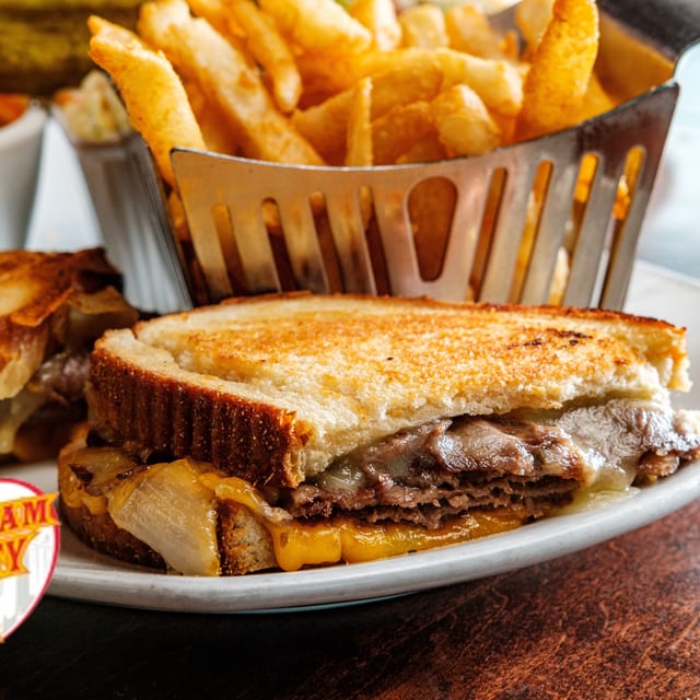 ROAST BEEF SANDWICH.