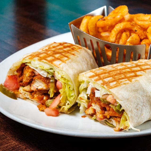 BUFFALO CHICKEN WRAP.